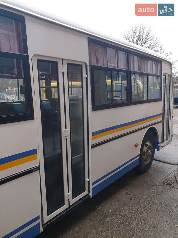Приміський автобус Daewoo BM 1999 в Нікополі