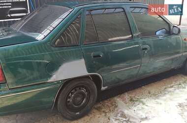 Седан Daewoo Cielo 1995 в Синельниково