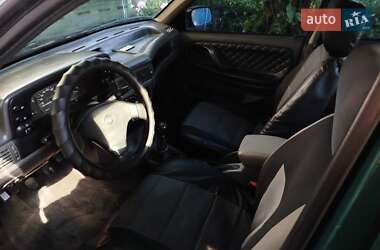 Седан Daewoo Cielo 1995 в Синельниково