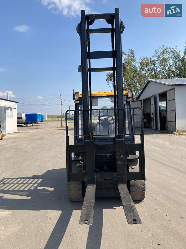 Вилочный погрузчик Daewoo D 70 2006 в Киеве