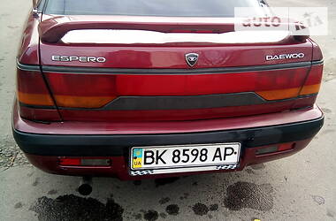 Седан Daewoo Espero 1997 в Рівному
