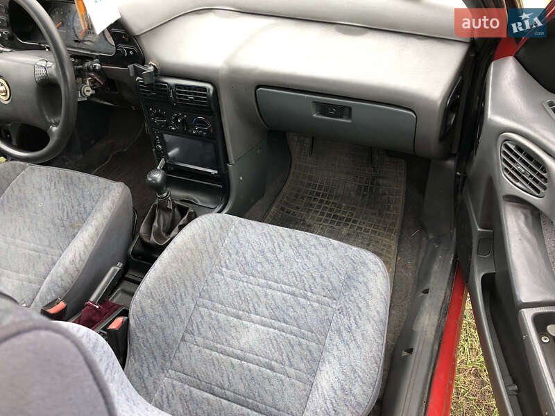 Седан Daewoo Espero 1997 в Овидиополе