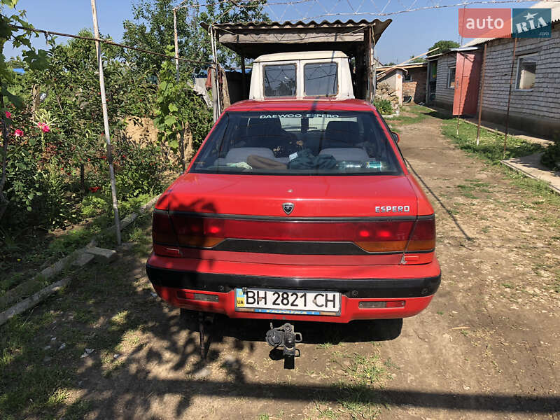 Седан Daewoo Espero 1997 в Овидиополе