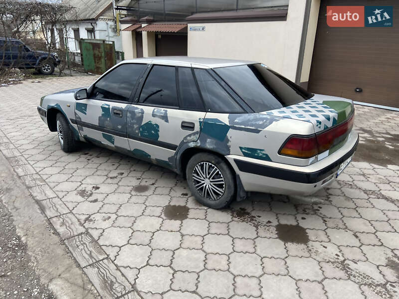 Седан Daewoo Espero 1995 в Днепре