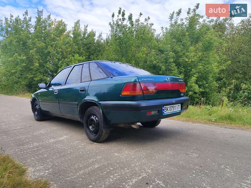 Седан Daewoo Espero 1997 в Ровно