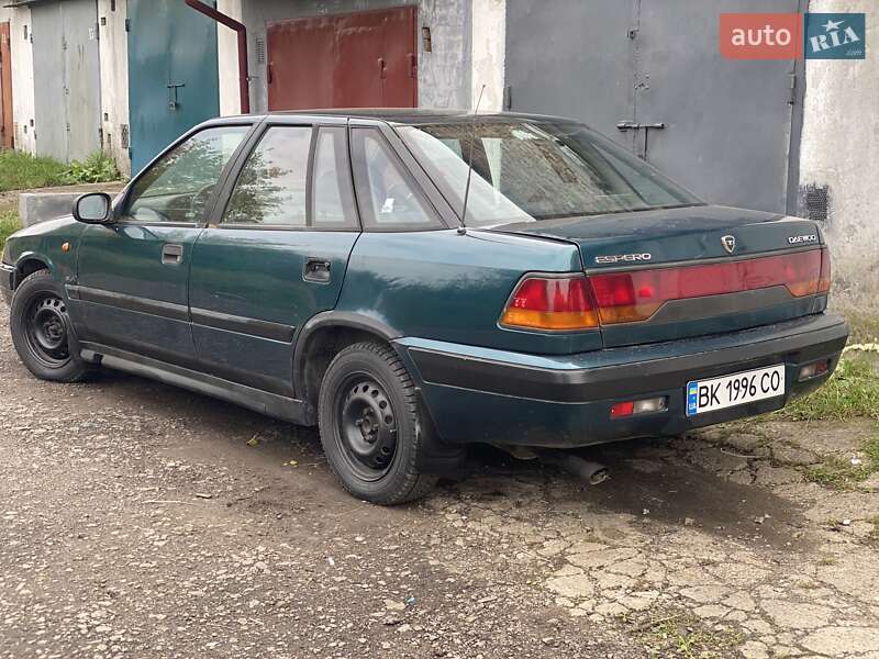 Седан Daewoo Espero 1997 в Ровно