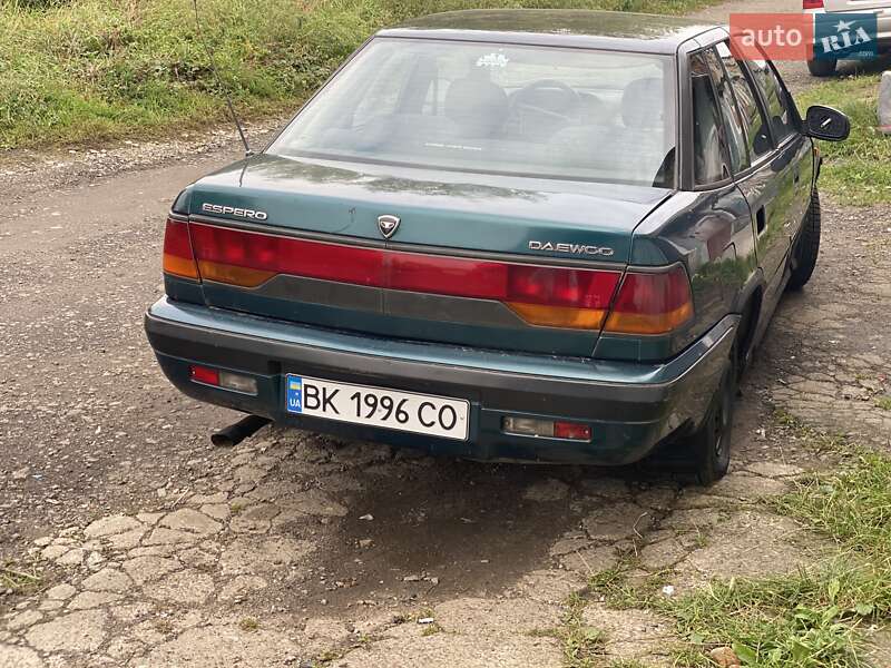 Седан Daewoo Espero 1997 в Ровно