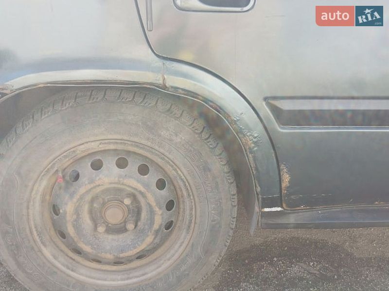 Седан Daewoo Espero 1997 в Новом