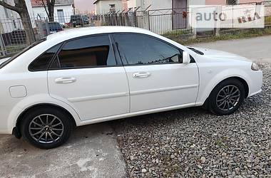 Седан Daewoo Gentra 2014 в Хусте