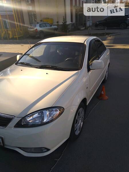 Седан Daewoo Gentra 2013 в Харкові фото 3 Седан Daewoo Gentra 2013 в Харкові