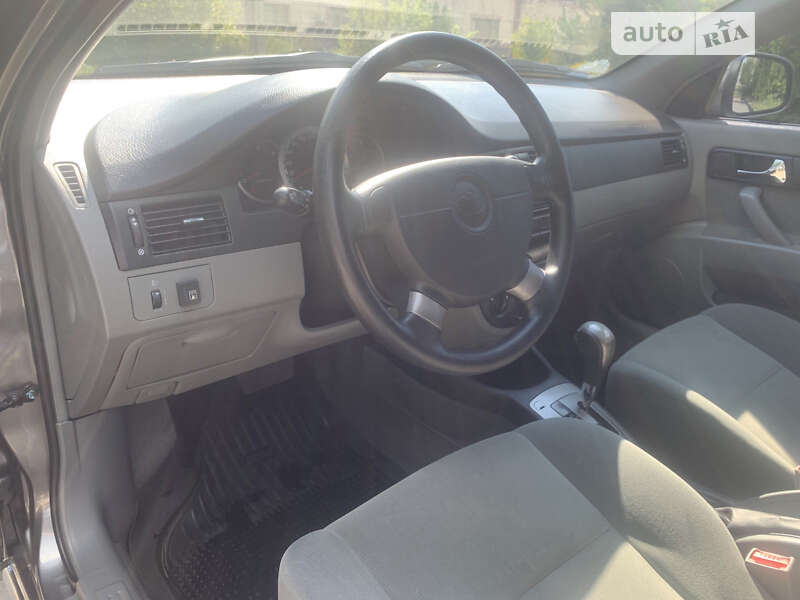 Седан Daewoo Gentra 2014 в Прилуках