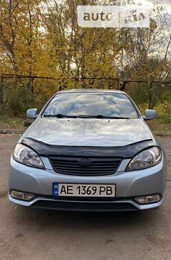 Седан Daewoo Gentra 2014 в Кривом Роге