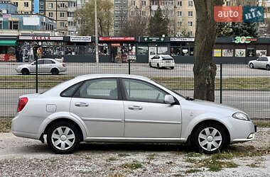 Седан Daewoo Gentra 2014 в Днепре