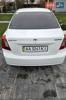 Седан Daewoo Gentra 2014 в Киеве