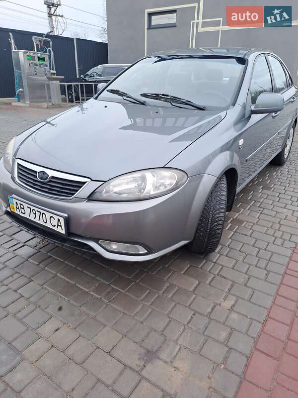 Седан Daewoo Gentra 2013 в 
