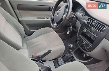 Седан Daewoo Gentra 2013 в 