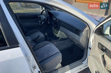 Седан Daewoo Gentra 2013 в 