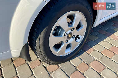 Седан Daewoo Gentra 2013 в 