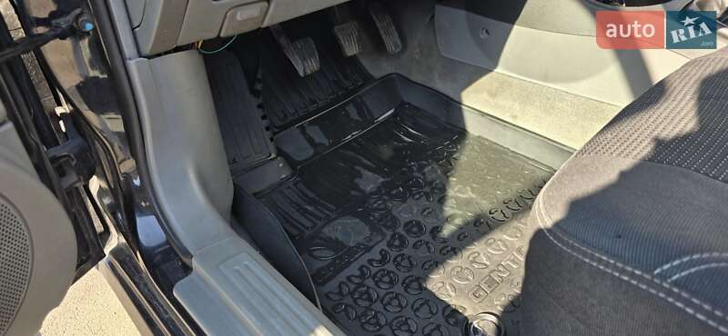 Седан Daewoo Gentra 2013 в Києві