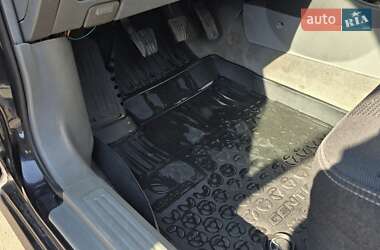 Седан Daewoo Gentra 2013 в 