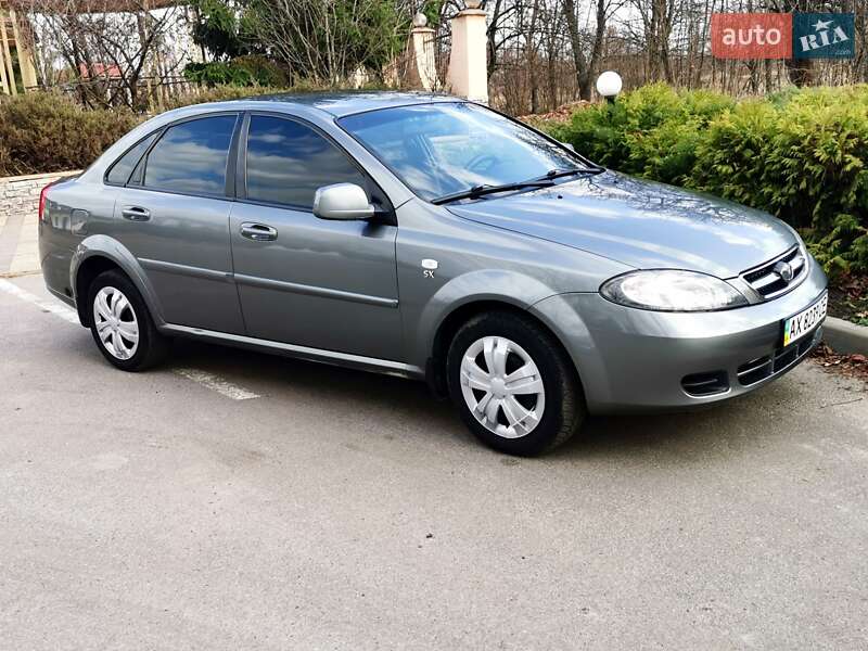 Daewoo Gentra 2013