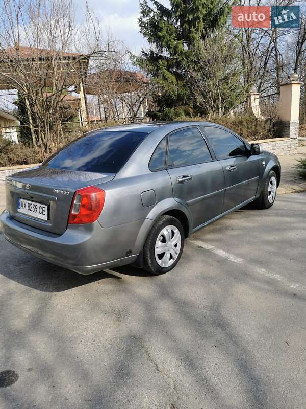 Седан Daewoo Gentra 2013 в Харькове