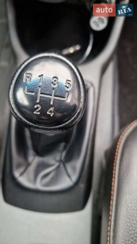 Седан Daewoo Gentra 2013 в Долинской