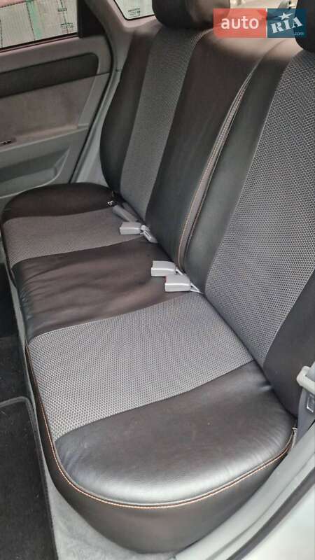Седан Daewoo Gentra 2013 в Долинской