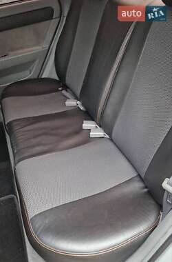 Седан Daewoo Gentra 2013 в 