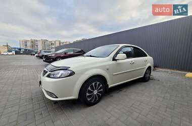 Седан Daewoo Gentra 2014 в 