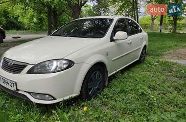 Седан Daewoo Gentra 2013 в Киеве
