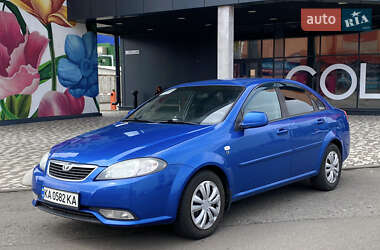 Седан Daewoo Gentra 2014 в Киеве