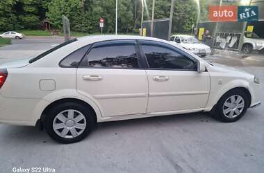 Седан Daewoo Gentra 2014 в 