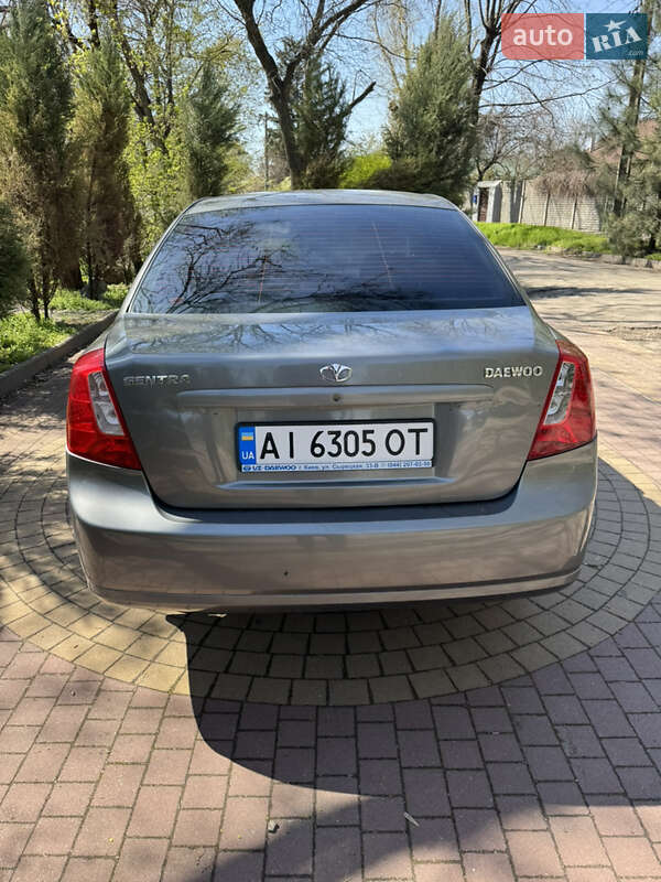 Седан Daewoo Gentra 2014 в Запоріжжі