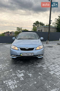 Седан Daewoo Gentra 2013 в 