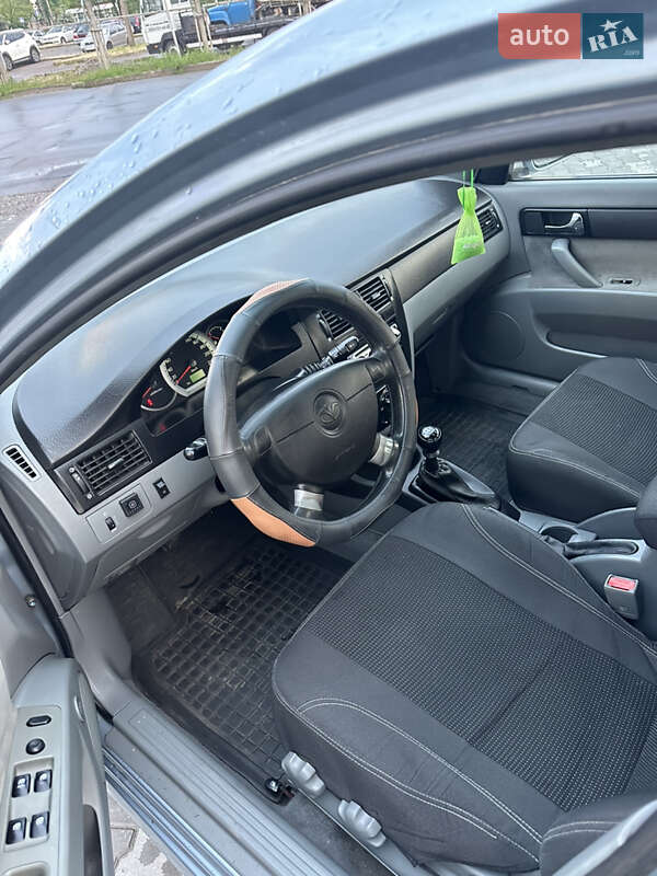 Седан Daewoo Gentra 2013 в Полтаві