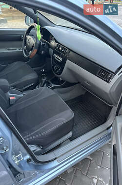 Седан Daewoo Gentra 2013 в 