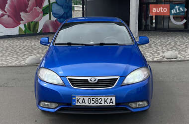 Седан Daewoo Gentra 2014 в 