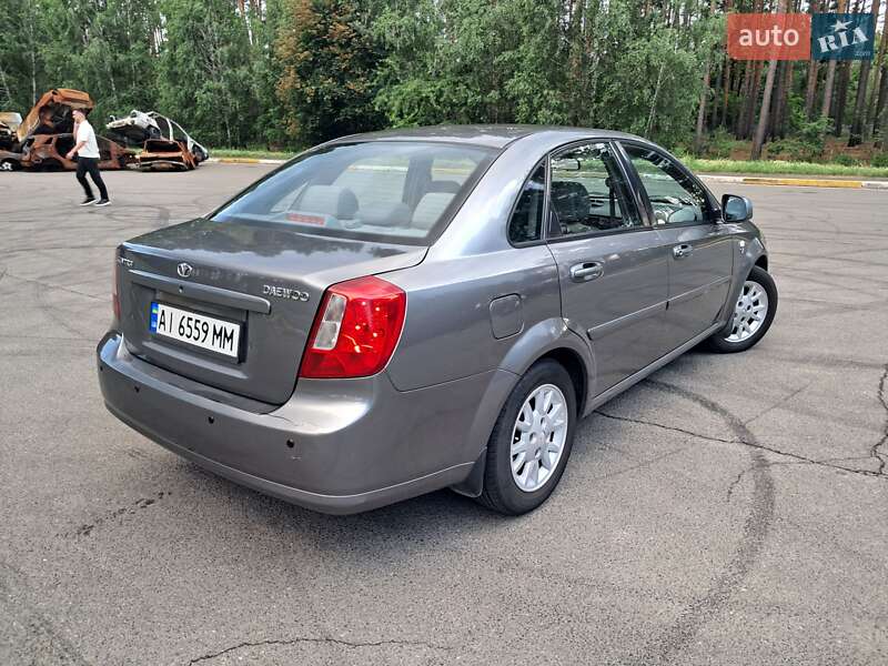 Седан Daewoo Gentra 2014 в Ирпене