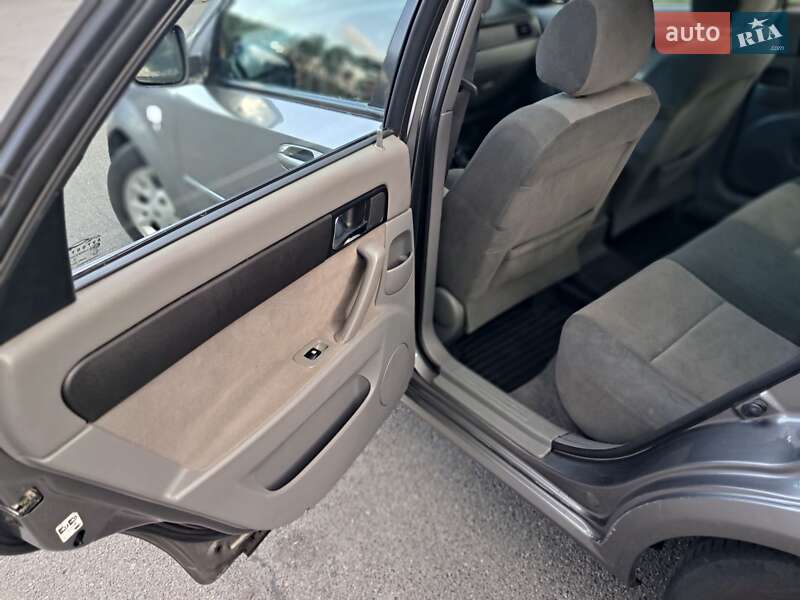 Седан Daewoo Gentra 2014 в Ирпене