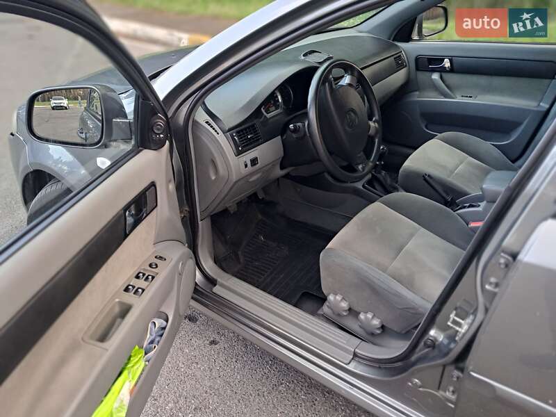 Седан Daewoo Gentra 2014 в Ирпене