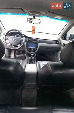 Седан Daewoo Gentra 2013 в 