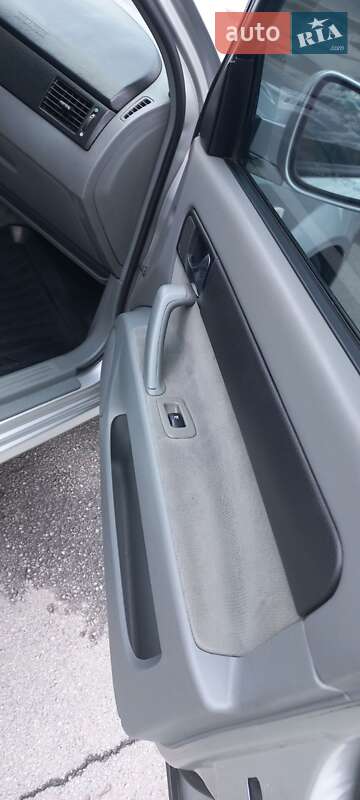 Седан Daewoo Gentra 2013 в Полтаве