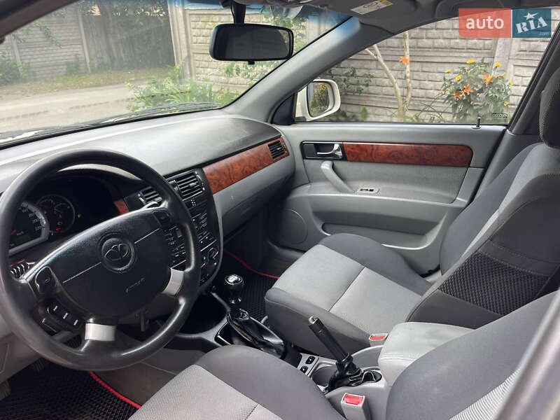 Седан Daewoo Gentra 2013 в Києві