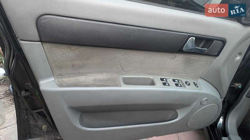 Седан Daewoo Gentra 2013 в Одессе