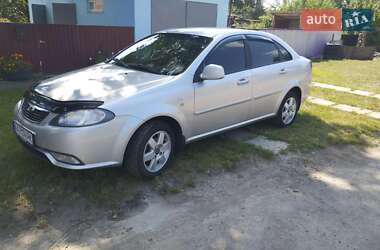 Седан Daewoo Gentra 2013 в 