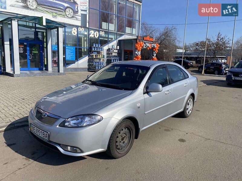 Седан Daewoo Gentra 2014 в Николаеве