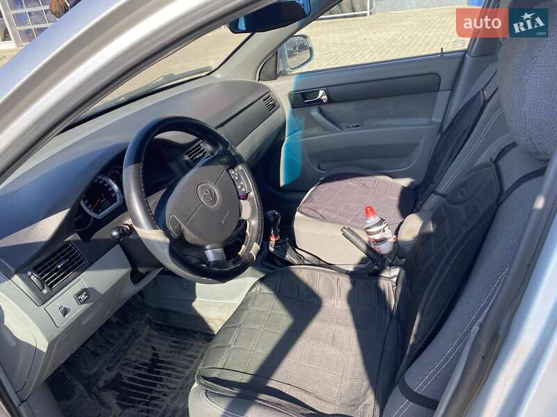 Седан Daewoo Gentra 2014 в Николаеве