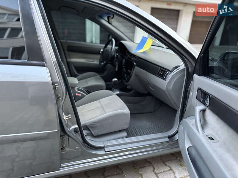 Седан Daewoo Gentra 2014 в Києві
