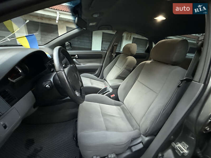 Седан Daewoo Gentra 2014 в Києві